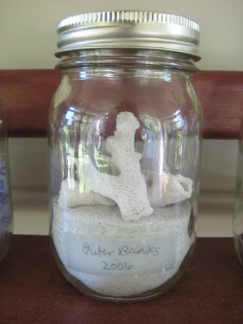 Making Hands-on Vacation Jars For Your Travel Keepsakes
