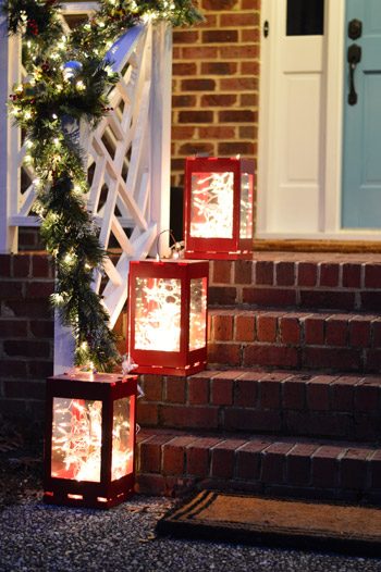 Hang Wreaths On Your Windows, step by step