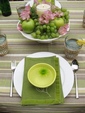 Cute Picnic Ideas (From Centerpieces To Cheese Labels): a house log