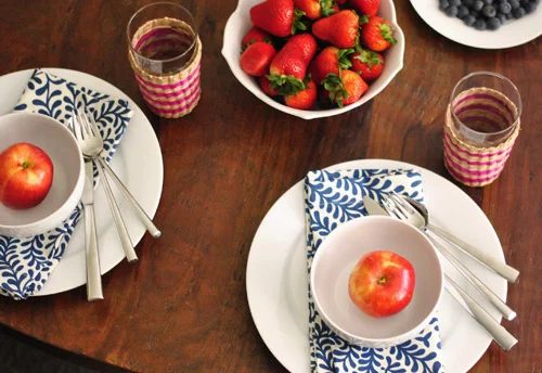 Fourth Of July Table Settings: a house log