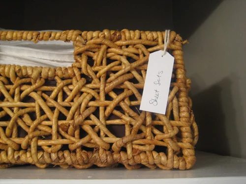 Add Small Cardstock Tags To Bathroom Storage Baskets, step by step