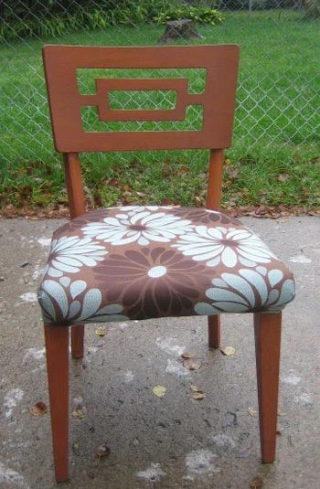 Low-cost Chair Makeovers With Floral Fabric