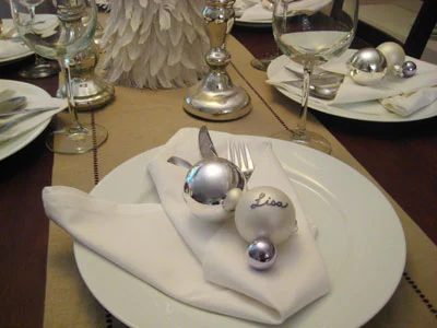 Make Place Cards & Magnets From Christmas Ornaments, step by step