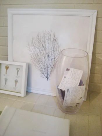 Save Vacation Memories: Send Yourself A Postcard!: a house log