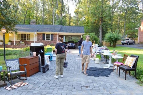 Host A Yard Sale, step by step