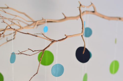Make A Nursery Mobile, step by step