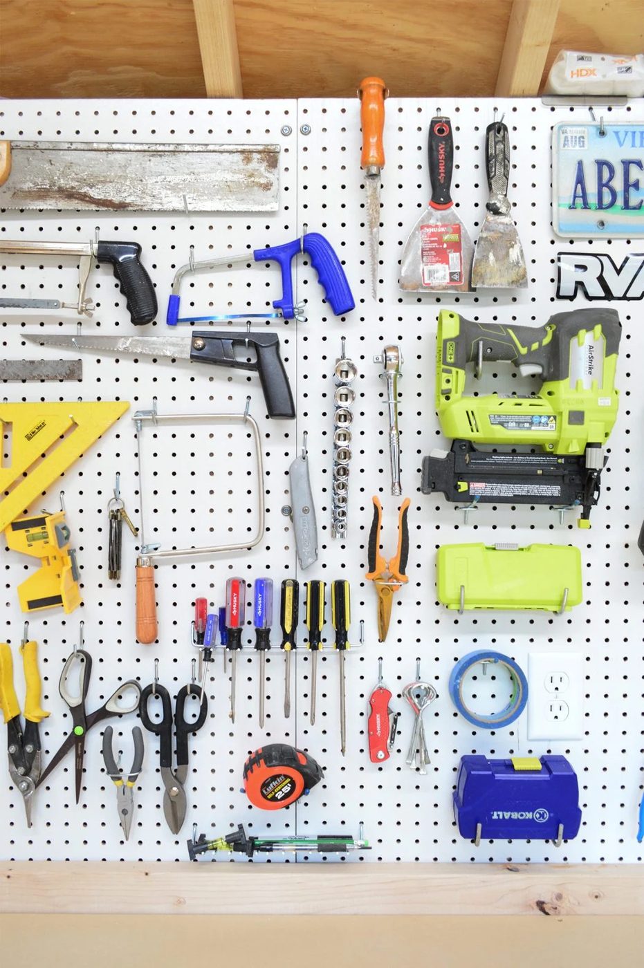 10 Straightforward Shed Storage Ideas, gathered in one list