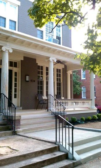 A Striking Front Porch Makeover