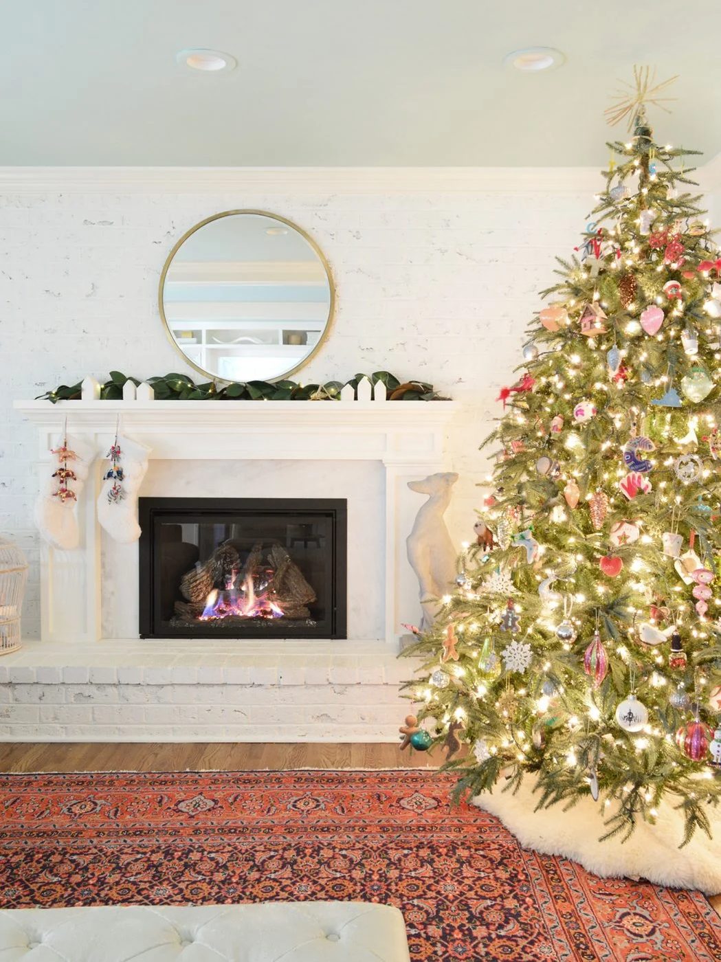 Holiday House Tour – Come See The Christmas Decorating