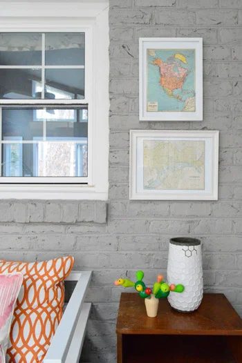 Some Sunroom Art: a house log