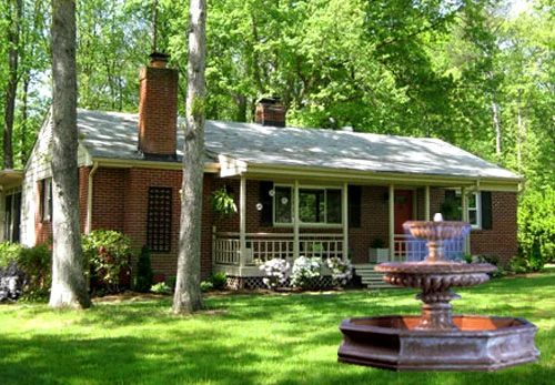 Some Especially Classy Curb Appeal