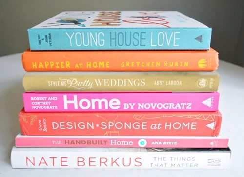 Fab Freebie: Book Worms Rejoice: a house log