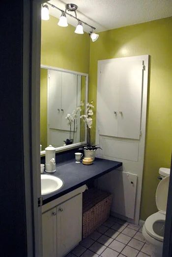 A Chartreuse Bathroom Update: a house log