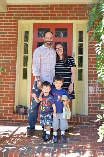 House Crashing: Lesley & Jeff: a house log