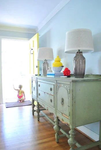 Decorate A Dining Room Buffet, step by step