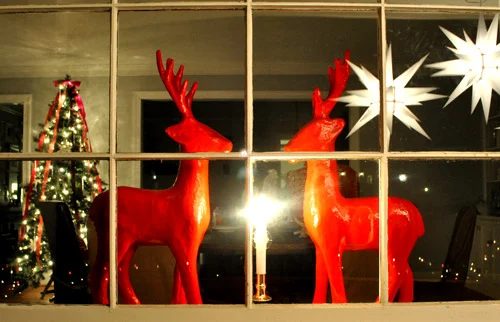 Decorating The Outside Of The House For Christmas