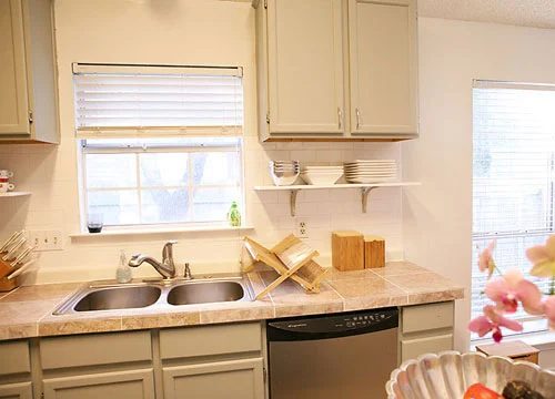 A Budget-Friendly Kitchen Renovation Alongside Paint