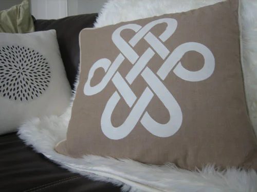 Stencil A Pillow Or Curtain Panel, step by step
