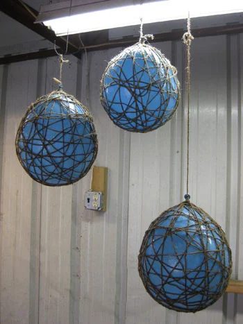 hands-on-balloon-porch-project