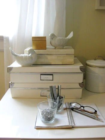 One Desk, Four Ways: a house log