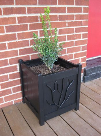 Painting Some Planters & Adding Some Curb Appeal: a house log