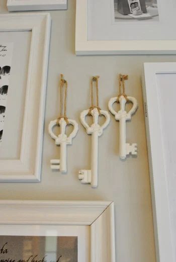 Painting & Hanging Big Metal Keys On The Wall: a house log