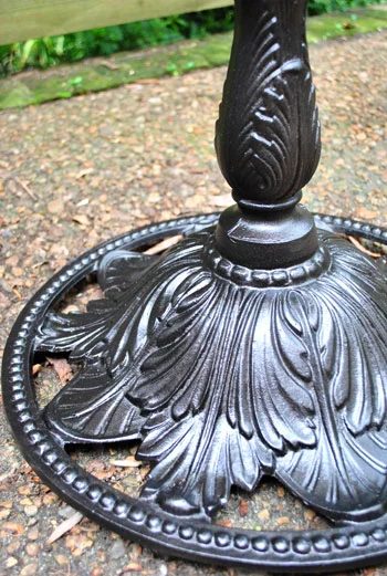 Spray Paint A Metal Outdoor Patio Set, step by step