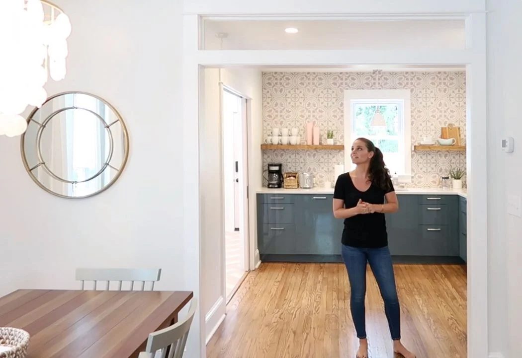 A Video Tour Of The Duplex: a house log