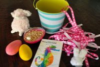 Natural Easter Egg Dyeing Guide: Color Eggs with Plants & Foods