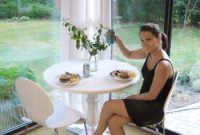 Meaningful Wedding Anniversary Traditions to Celebrate Each Year