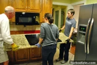 How to Rehang Cabinets and Remove Granite Countertops Safely