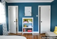 Guest Room Styling: Art and a Bookcase Ideas