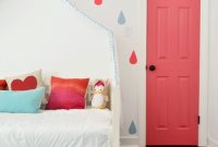 Painting a Pink Closet Door and Raindrop Wall Accent Ideas
