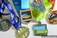 Turn Race Medals Into Unique Christmas Ornaments
