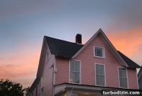 Haunted Room at Our Beach House: True Coastal Ghost Story