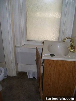 powderroombefore1
