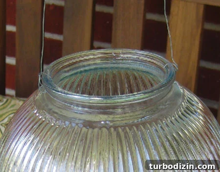 close-up-lantern-shot