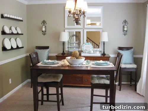 gorgeous-small-dining-room-traditional-chic