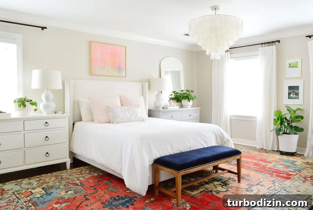 Benjamin Moore Simply White OC-117: In-Depth Color Review 4 Traditional Bedroom With Greige Walls And Simply White Trim