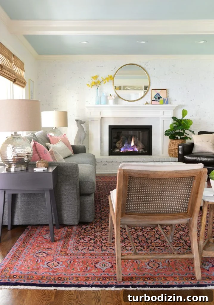 Top 12 Haint Blue Paint Colors for Southern Porches 6 img 113808 5