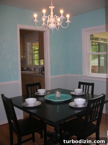 How to Create a Chalk Mural on Your Wall: Step-by-Step Guide 2 old-chalk-painted-dining-room