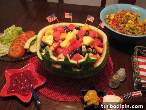 4th of July Watermelon Carving Ideas and Step-by-Step Guide 8 patriotic-4th-of-july-decor