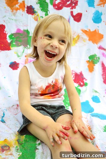 How to Paint Fabric for Fun: Tips, Techniques, and Project Ideas 12 Cool kid portrait