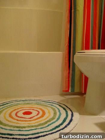Teen Bedroom Bathroom Makeover Ideas for a Stylish Teenager 8 Shower curtain and rug