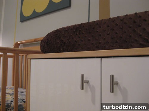 Modern Nursery Makeover for a Little Boy: Stylish Room Reveal 8 img 17635 7
