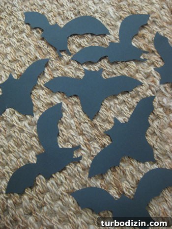 DIY Paper Bat Shades: Step-by-Step Guide to Craft Halloween Lamp Covers 5 img 18031 4