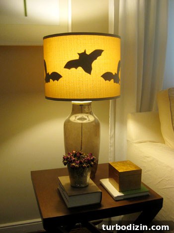 DIY Paper Bat Shades: Step-by-Step Guide to Craft Halloween Lamp Covers 6 img 18031 5
