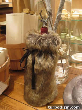Holly Jolly Christmas Gift Guide: Unique Presents for Everyone 16 img 19704 15
