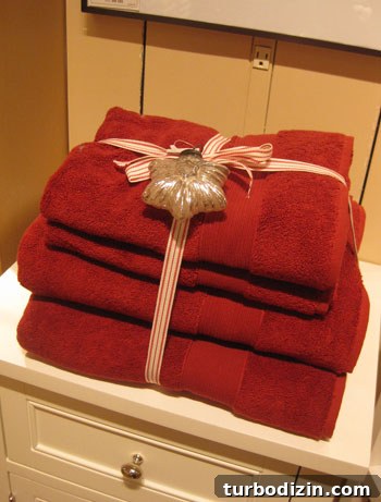Holly Jolly Christmas Gift Guide: Unique Presents for Everyone 18 img 19704 17