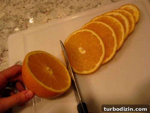 How to Make Dried Orange Slice Ornaments for Holiday Décor 5 img 19770 4